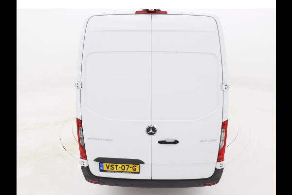 Mercedes-Benz Sprinter 317 1.9 CDI L3H2 170PK RWD MBUX Geveerde stoel Cruise control Airco Camera