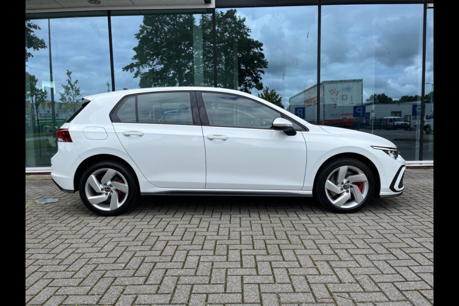 Volkswagen Golf 1.4 eHybrid GTE - Automaat - Virt.Cockpit - Parkeerhulp - LED - Climate