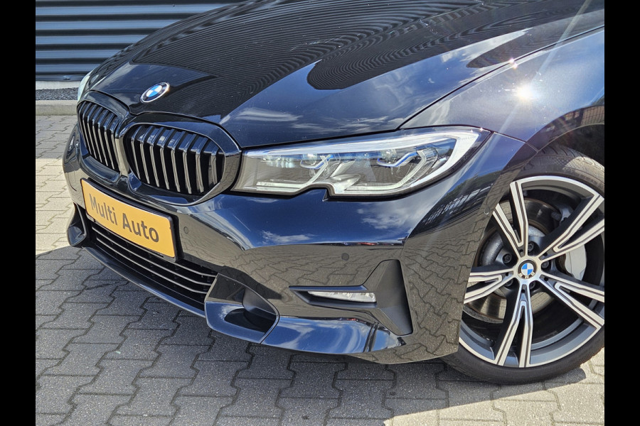 BMW 3-serie 330e M Sportline Plug In Hybrid 293pk PHEV | Laser Led | Head Up | 19"L.M | Apple Carplay | Camera | Stuurverwarming | Keyless |