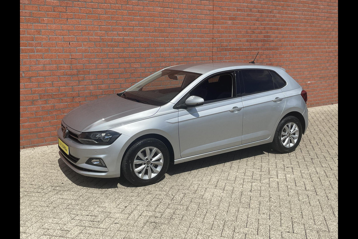 Volkswagen Polo 1.0 TSI 110pk DSG Highline | Navigatie | Apple Carplay/Android Auto | Parkeersensoren | Adaptive Cruise Control | Stoelverwarming | Getinte ramen | Climatronic