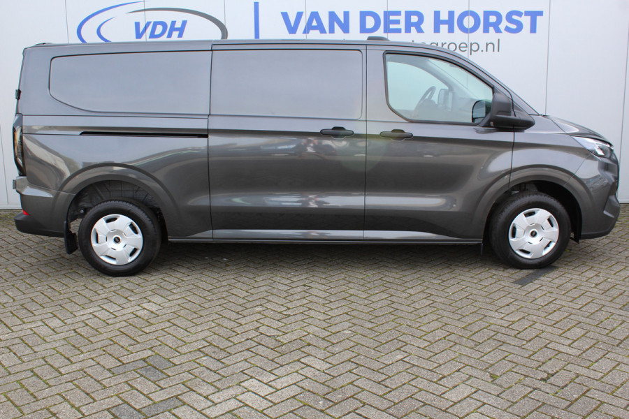 Ford Transit Custom 320 2.0-136pk TDCI L2H1 ´Trend´ schuifdeur li.+re. Overtuig u van de rijkwaliteiten van dit nieuwe model Ford Transit Custom. Camera, LED koplampen, Cruise Control, Aut. Airco, App Connect, Winterpack.