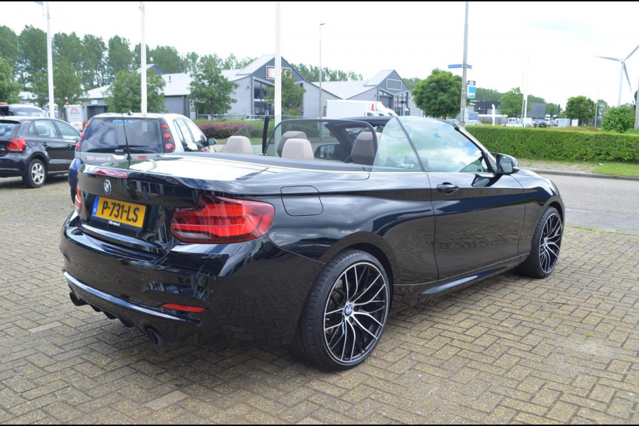 BMW 2 Serie Cabrio 220i High Exe M-sport