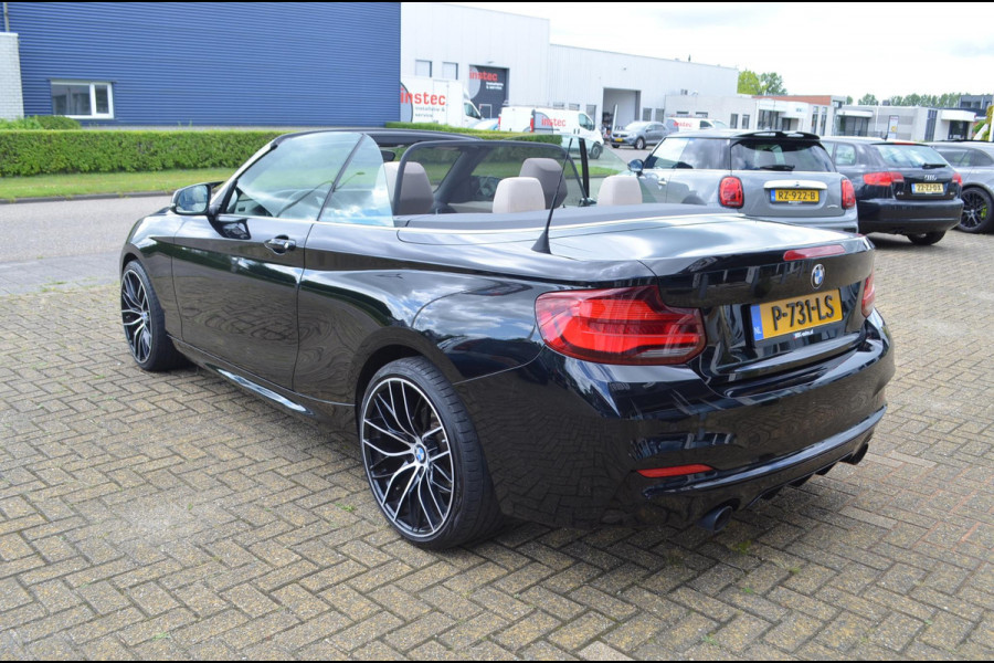 BMW 2 Serie Cabrio 220i High Exe M-sport