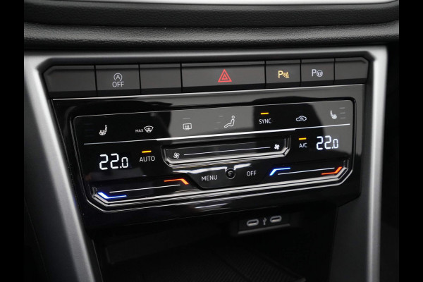 Volkswagen T-Roc Cabrio 1.0 TSI 110pk Style Navigatie Camera Stoelverwarming Virtual Cockpit 240