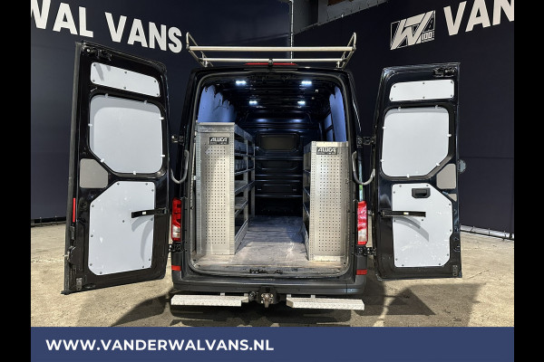 Volkswagen Crafter 35 2.0 TDI 140pk L3H3 L2H2 inrichting Euro6 Airco | 3000kg Trekhaak | Navigatie cruisecontrol, imperiaal, trap, camera, parkeersensoren, sidebars,