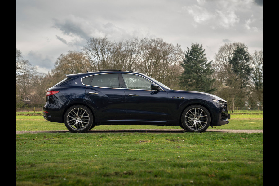 Maserati Levante 3.0 V6 S AWD GranLusso | Pano-dak | CarPlay | Harman/Kardon | Camera