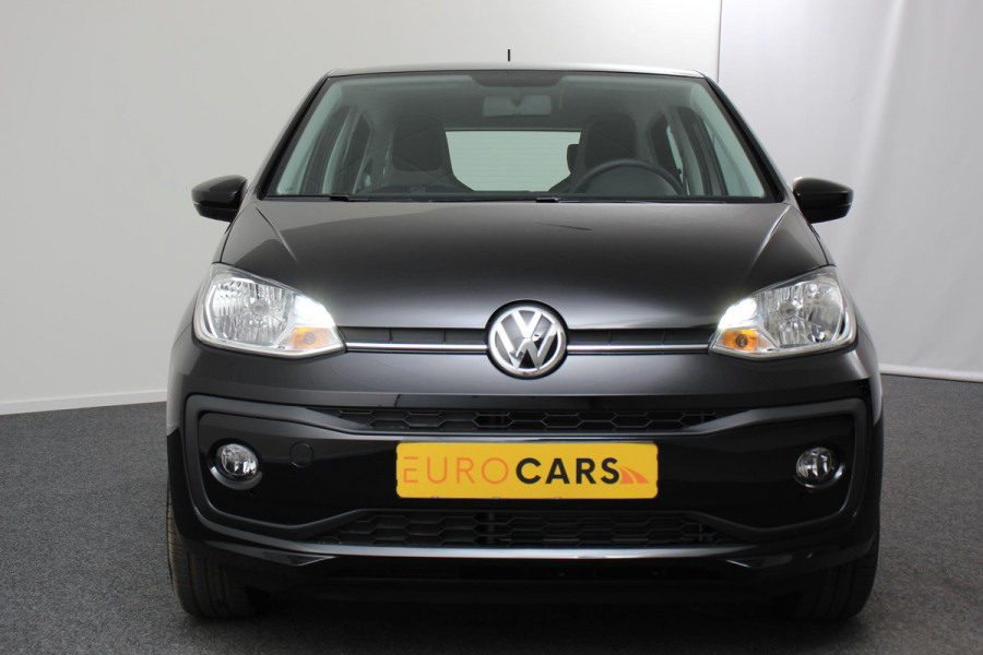 Volkswagen up! 1.0 Automaat high up! | Climate Control | Bluetooth | Lichtmetalen Velgen | 5-drs