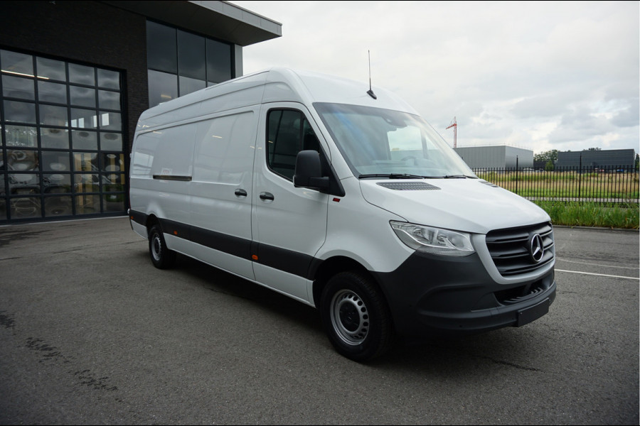 Mercedes-Benz Sprinter 317 CDI L3 H2 9G-TRONIC / MBUX / Camera / Parkeersensoren / Cruise control / Airco / 270 Graden achterdeuren