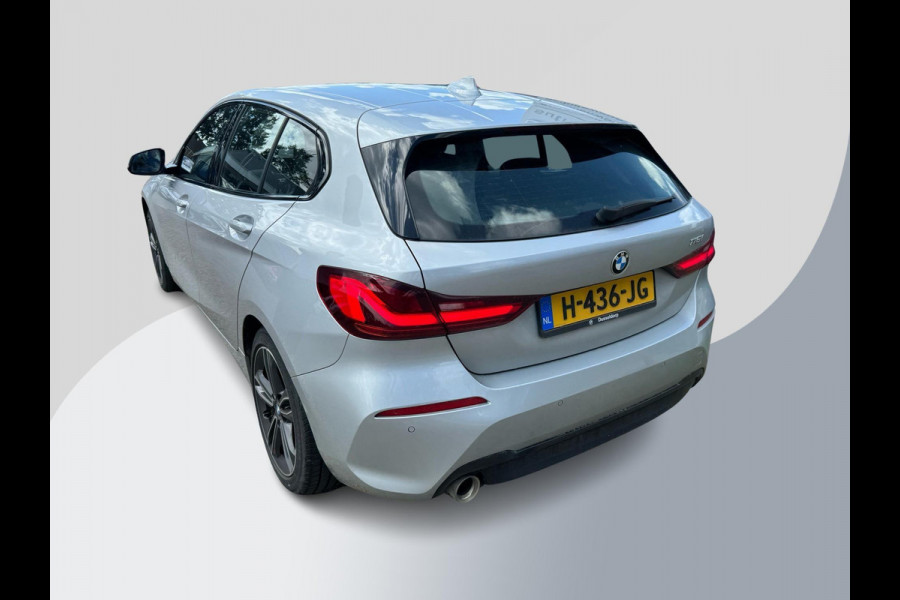 BMW 1-serie 118i Executive Edition 140pk Automaat | Digitale cock pit | Audio pakket | 17 inch