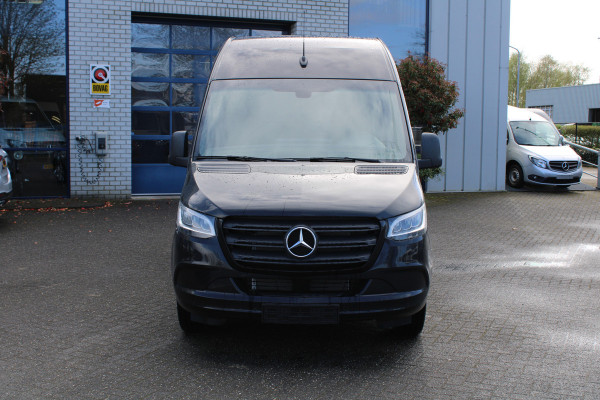 Mercedes-Benz Sprinter 317 CDI L2H2 3500kg trekhaak, LED, MBUX met parkeerpakket en camera, Etc.