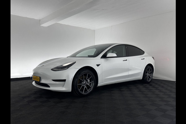 Tesla Model 3 Standard RWD Plus 60 kWh [ 3-Fase ] (INCL-BTW) Aut. *PANO | AUTO-PILOT | NAPPA-VOLLEDER | KEYLESS | FULL-LED | MEMORY-PACK | SURROUND-VIEW | DAB | APP-CONNECT | VIRTUAL-COCKPIT | LANE-ASSIST | COMFORT-SEATS | 18"ALU*