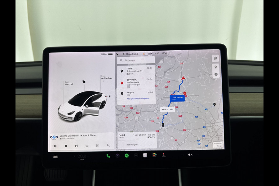 Tesla Model 3 Standard RWD Plus 60 kWh [ 3-Fase ] (INCL-BTW) Aut. *PANO | AUTO-PILOT | NAPPA-VOLLEDER | KEYLESS | FULL-LED | MEMORY-PACK | SURROUND-VIEW | DAB | APP-CONNECT | VIRTUAL-COCKPIT | LANE-ASSIST | COMFORT-SEATS | 18"ALU*