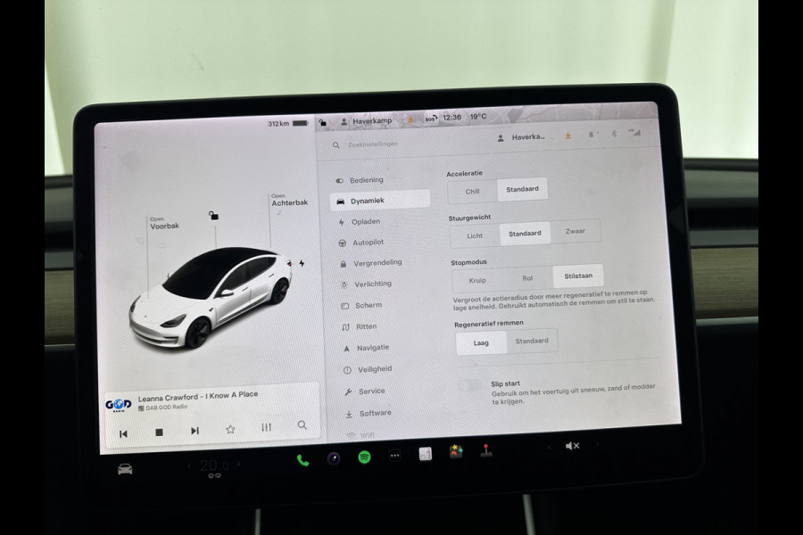 Tesla Model 3 Standard RWD Plus 60 kWh [ 3-Fase ] (INCL-BTW) Aut. *PANO | AUTO-PILOT | NAPPA-VOLLEDER | KEYLESS | FULL-LED | MEMORY-PACK | SURROUND-VIEW | DAB | APP-CONNECT | VIRTUAL-COCKPIT | LANE-ASSIST | COMFORT-SEATS | 18"ALU*