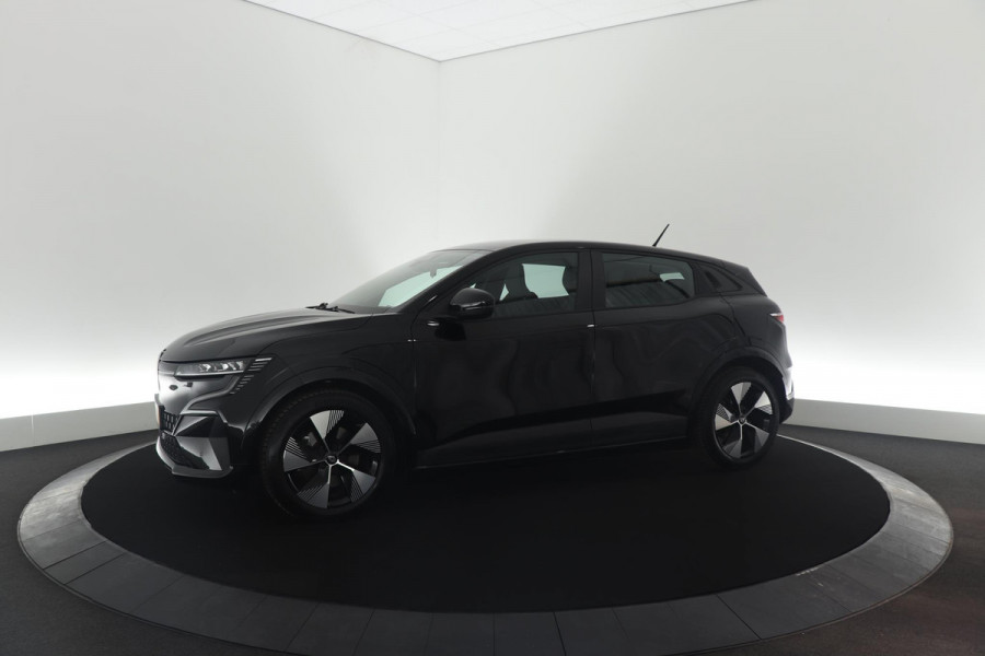 Renault Mégane E-Tech EV40 Boost Charge Equilibre | Trekhaak | Pack Winter | Camera | Apple Carplay | Parkeersensoren