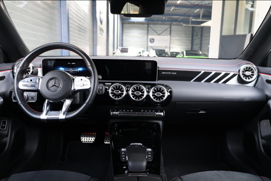 Mercedes-Benz CLA-Klasse CLA 35 AMG 4Matic 306+PK MULTIBEAM/SFEER/VIRTUAL/PANO/S.VERWARMING/19"/CAM/LINE/ACC/ECC/12 MDN GARANTIE!