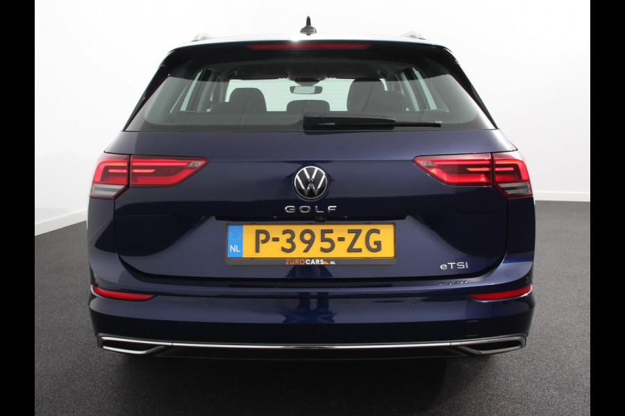 Volkswagen GOLF Variant 1.5 eTSI 150pk DSG Style | Demo! | Navigatie | Climate Control | Camera | Parkeer Sensoren | Adaptive Cruise control | Achterklep electrisch bedienbaar | Stoelverwarming