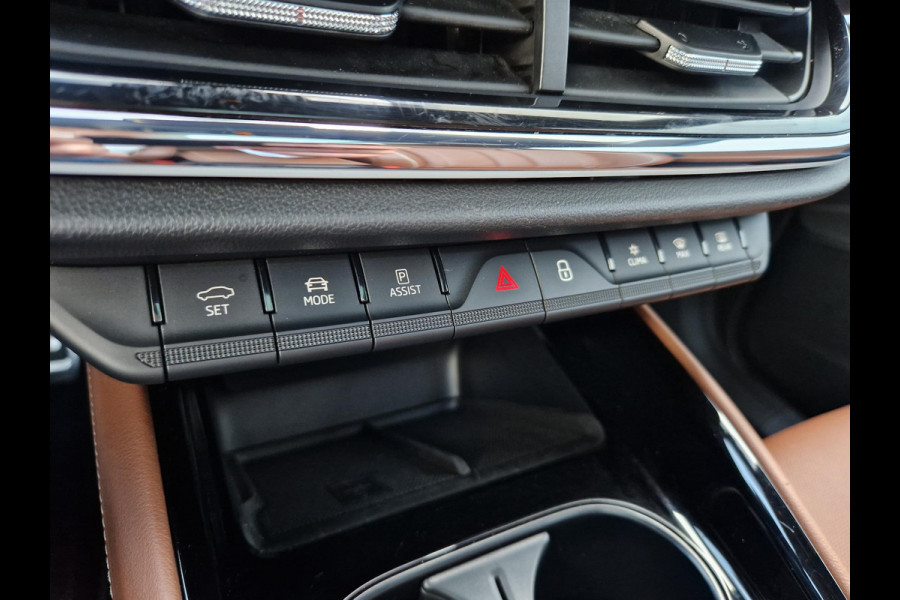 Škoda ENYAQ iV 80 Founders Edition Silver Automaat | Panoramdak | Leder | 360 Camera | Trekhaak | Clima | PDC | Cruise | LED |