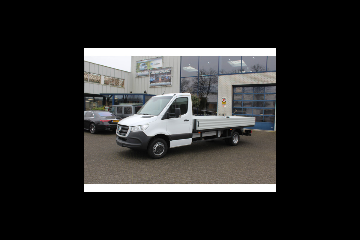 Mercedes-Benz Sprinter 515 CDI 3500kg trekgwicht, MBUX, Comfort stoel, Etc.