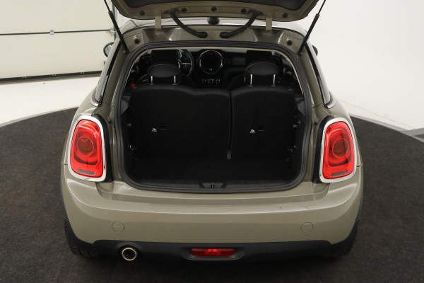 MINI Cooper 1.5 Salt | Automaat | Carplay | Navigatie | Cruise control | Airco | Bluetooth | Sportstuur | Bluetooth