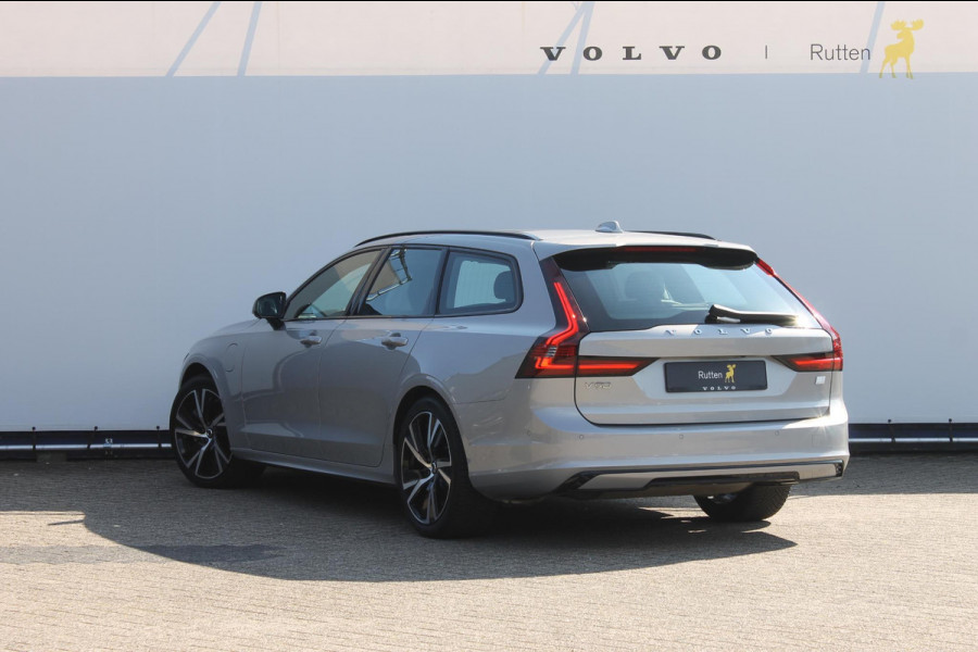 Volvo V90 T6 350PK Recharge AWD Ultimate Dark Head-up Display / Panoramisch schuif-kanteldak / Bowers@Wilkins Audio Installatie / Luchtvering / Trekhaak