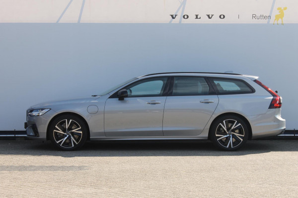 Volvo V90 T6 350PK Recharge AWD Ultimate Dark Head-up Display / Panoramisch schuif-kanteldak / Bowers@Wilkins Audio Installatie / Luchtvering / Trekhaak