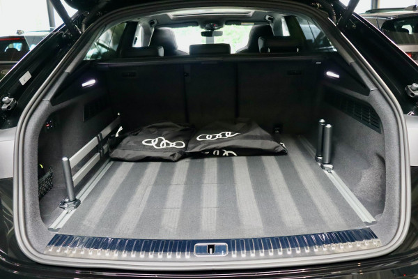 Audi Q8 60 TFSI e Q S Competition RSzetel|Massage|HUD|PANO