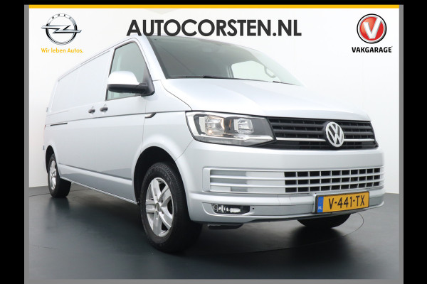 Volkswagen Transporter T6 2.0TDI 115pk L2H1 3Pers. Carplay-Android Auto Trekhaak Navi 3 PDC Schuifdeur Airco Highline Betonplex Pater kast systeem DAB+ LMV Bluetooth Mirror Link CV Afstandbed. Bumpers+Spiegels-in kleur EURO6 2200 kg trekvermogen !!