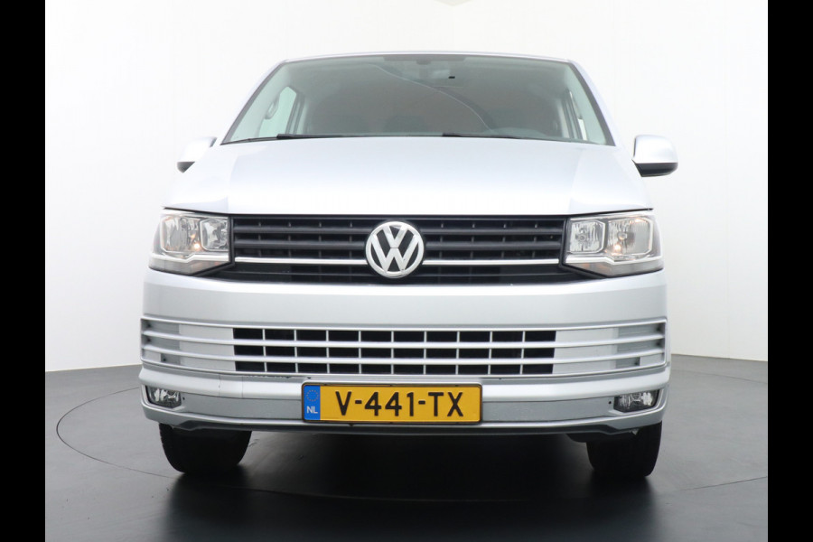 Volkswagen Transporter T6 2.0TDI 115pk L2H1 3Pers. Carplay-Android Auto Trekhaak Navi 3 PDC Schuifdeur Airco Highline Betonplex Pater kast systeem DAB+ LMV Bluetooth Mirror Link CV Afstandbed. Bumpers+Spiegels-in kleur EURO6 2200 kg trekvermogen !!