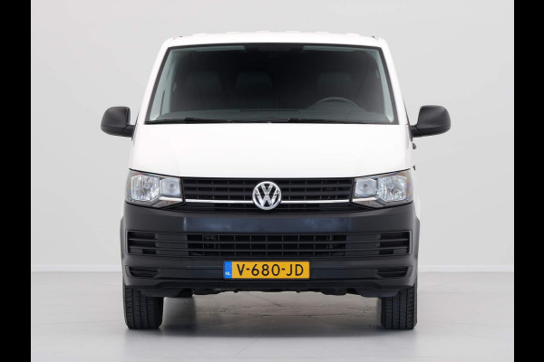 Volkswagen Transporter 2.0 TDI L2H1 Trendline 102pk Navigatie Camera Cruise Kunstleder 2x Schuifeur