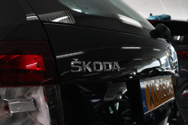 Škoda Octavia Combi 1.5 TSI Greentech Style Business NL AUTO | CARPLAY | DEALER ONDERHOUDEN | STOELVERW  |