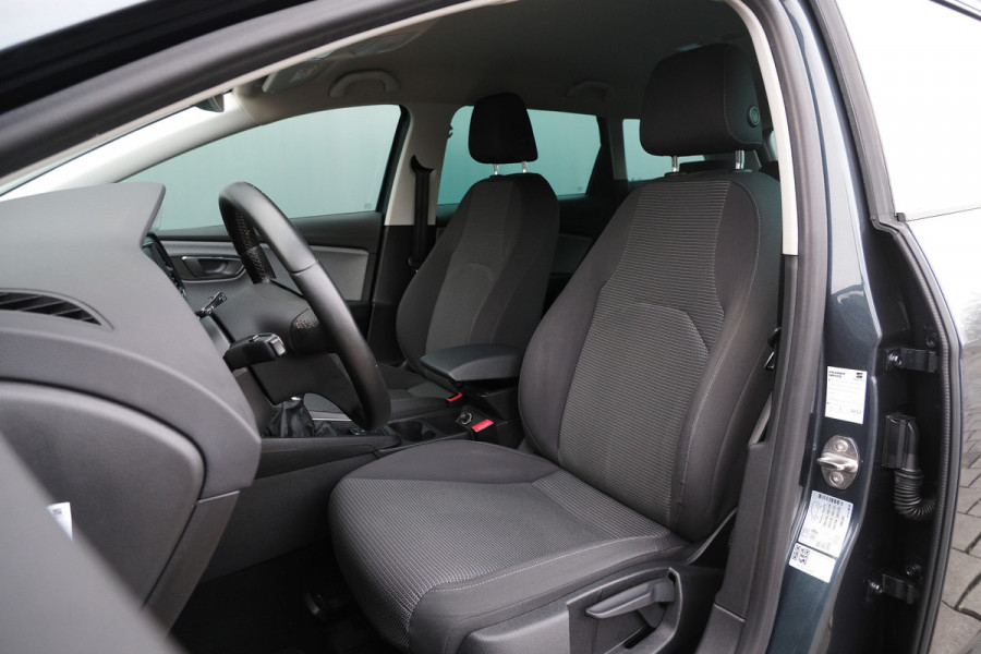 Seat León ST BWJ 2020 / 1.0TSI 116 PK Style Ultimate Edition / / LED / Navi / Clima / Virtual Cockpit / Stoelverw. / Trekhaak / PDC / Cruise / LMV /