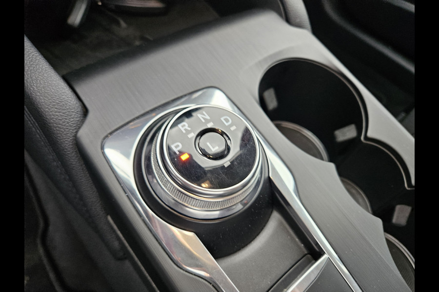 Ford Kuga 2.5 Titanium Plug In Hybrid PHEV | Trekhaak af Fabriek | Adaptive Cruise | Apple Carplay | Stuurverwarming | Parkassist | DAB |