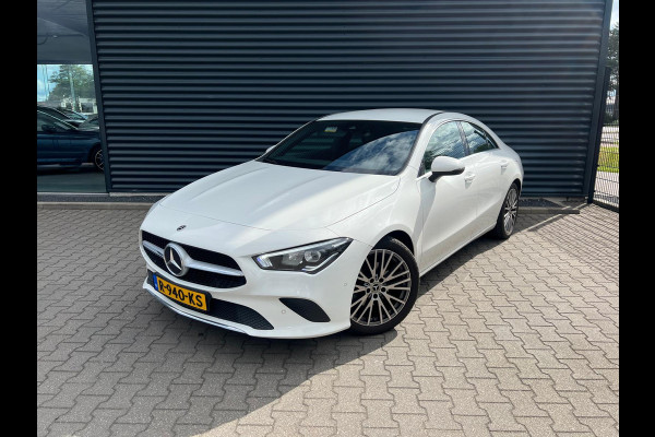 Mercedes-Benz CLA-Klasse 180 Business Solution | Camera | Led | Navigatie | Stoelverwarming | 18'' L.M. |