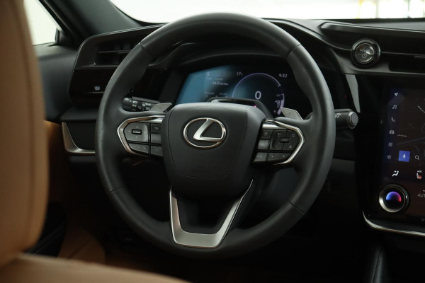 Lexus RZ 450e AWD Executive Line | Premium Pack | Panoramadak | Fabrieksgarantie | Leder | Stoel & Stuurverwarming | Keyless