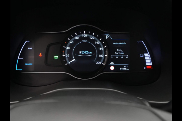 Hyundai Kona EV Premium 64 kWh Stoelventilatie Schuifdak Camera Stuurverwarming 332