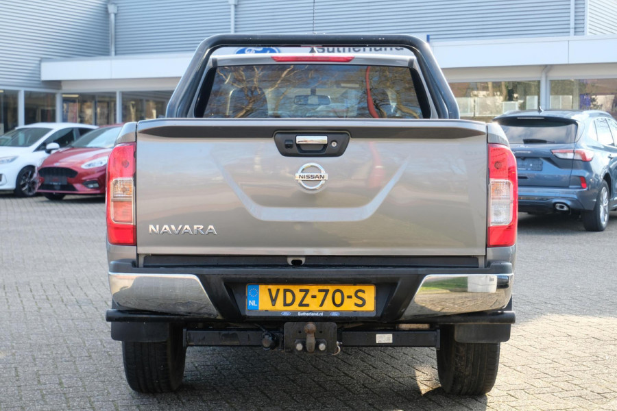 Nissan Navara 2.3 dCi N-Connecta King Cab 163pk Trekhaak | Navigatie | Stoelverwarming | Rondom camera zicht | 3.500kg Trekgewicht!