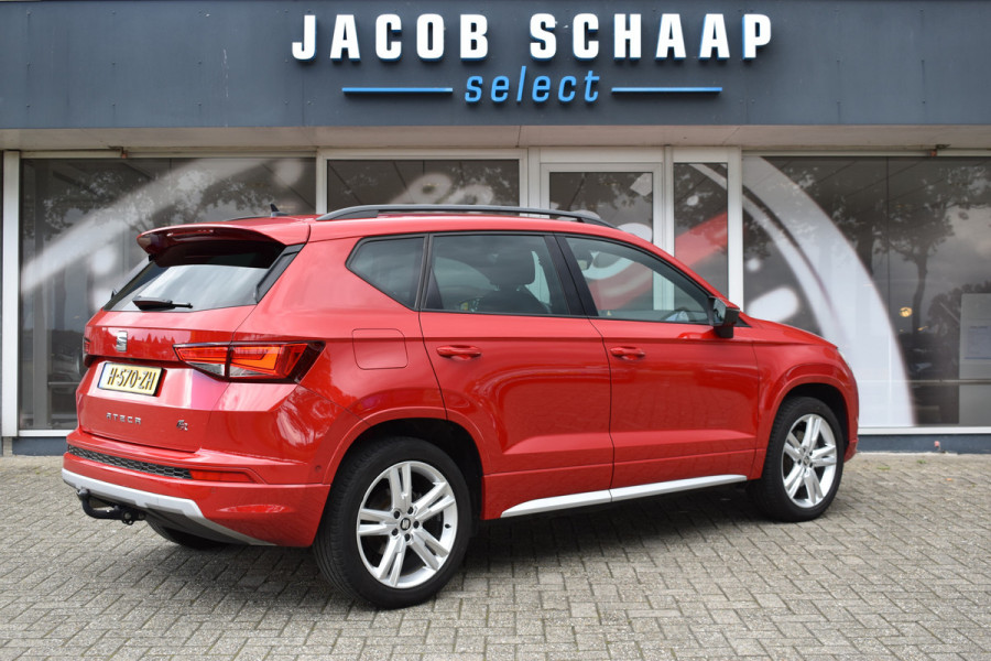 Seat Ateca 1.5 TSI FR Business Intense / Leder / Panodak / Trekhaak / Navi / 18"LM / Adap. Cruise / 1.800kg Trekgewicht