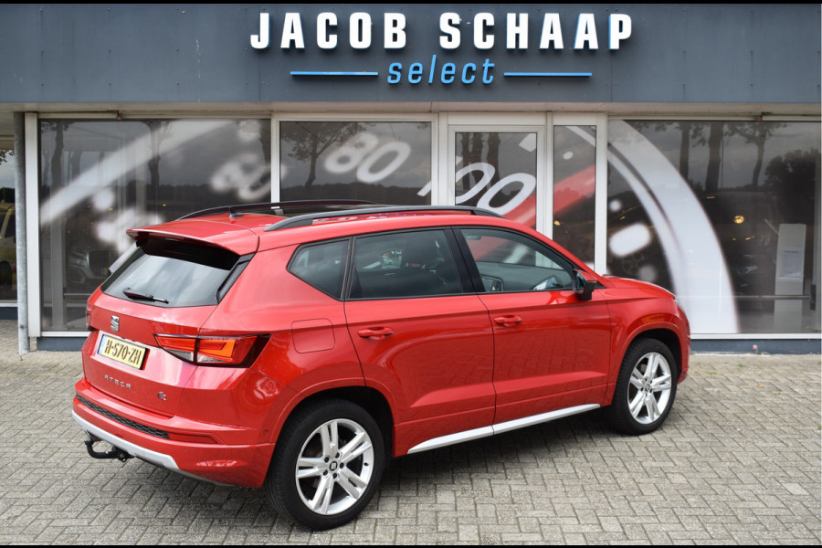 Seat Ateca 1.5 TSI FR Business Intense / Leder / Panodak / Trekhaak / Navi / 18"LM / Adap. Cruise / 1.800kg Trekgewicht