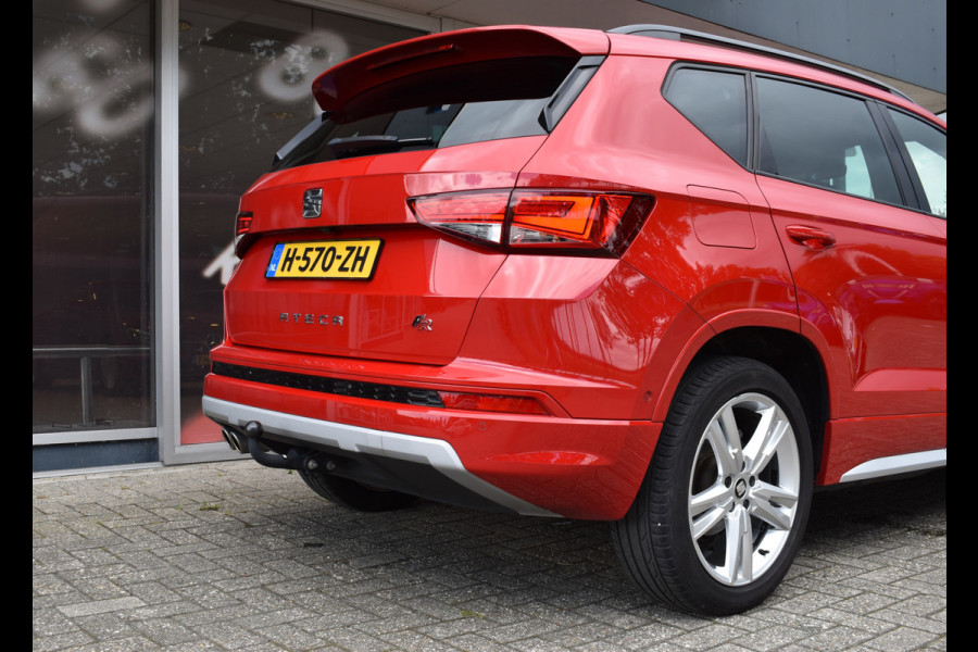 Seat Ateca 1.5 TSI FR Business Intense / Leder / Panodak / Trekhaak / Navi / 18"LM / Adap. Cruise / 1.800kg Trekgewicht