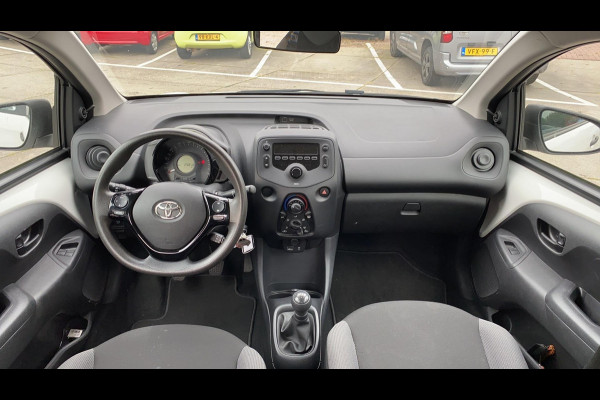 Toyota Aygo 1.0 VVT-i X-Fun | Airco | Bluetooth | Elektrische ramen |