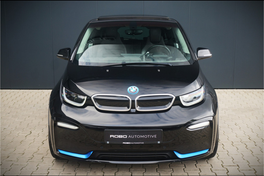 BMW i3 S 120Ah 42 kWh | Panoramadak | Leer | Camera | Keyless | Warmtepomp | Navigatie Prof. | Stoelverwarming | DAB | BTW | NAP | Led | Aut. Airco | Groot Scherm | Dealer Onderhouden |