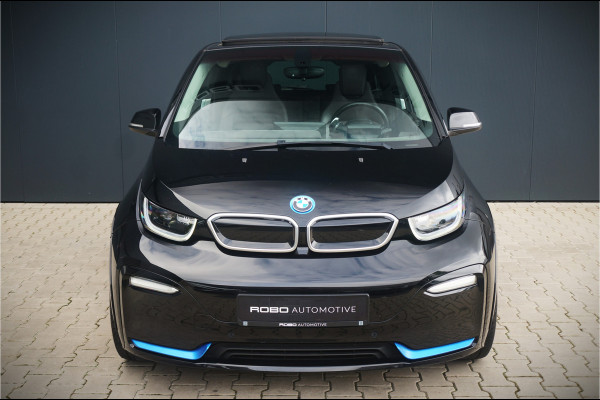 BMW i3 S 120Ah 42 kWh | Panoramadak | Leer | Camera | Keyless | Warmtepomp | Navigatie Prof. | Stoelverwarming | DAB | BTW | NAP | Led | Aut. Airco | Groot Scherm | Dealer Onderhouden |