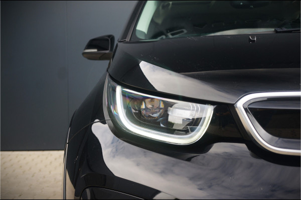 BMW i3 S 120Ah 42 kWh | Panoramadak | Leer | Camera | Keyless | Warmtepomp | Navigatie Prof. | Stoelverwarming | DAB | BTW | NAP | Led | Aut. Airco | Groot Scherm | Dealer Onderhouden |