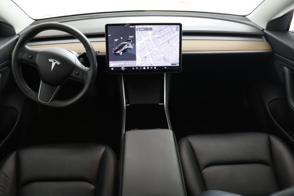 Tesla Model 3 Sport Standard RWD Plus 60 kWh | Navigatie | Leder | Camera | Lichtmetalen velgen |