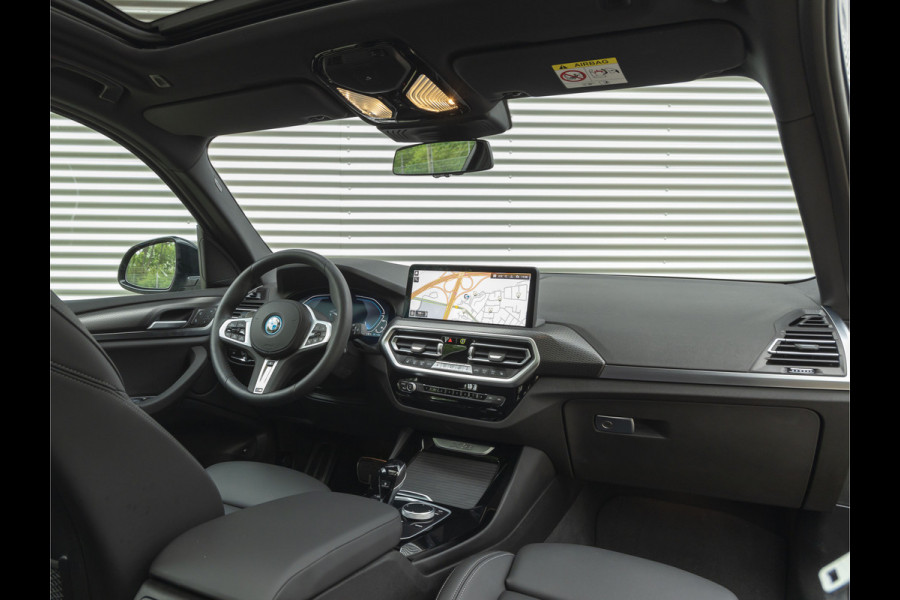 BMW X3 xDrive30e M-Sport - Pano - Memory - Driving Ass Prof - Trekhaak - Adaptive LED