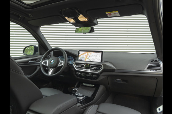 BMW X3 xDrive30e M-Sport - Pano - Memory - Driving Ass Prof - Trekhaak - Adaptive LED