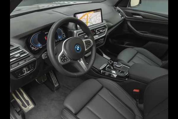 BMW X3 xDrive30e M-Sport - Pano - Memory - Driving Ass Prof - Trekhaak - Adaptive LED