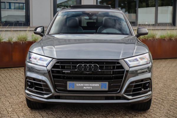 Audi Q5 50 TFSI e Quattro Competition Pro Line S S-Line 299pk Automaat! 1e|DLR|Panoramadak|Virtual Cockpit|LED Matrix|B&O|Black|22