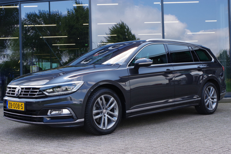 Volkswagen Passat Variant 1.5 TSI 150 PK Automaat R-Line Highline Business. Adap. Cruise Control, Trekhaak, Camera, CarPlay