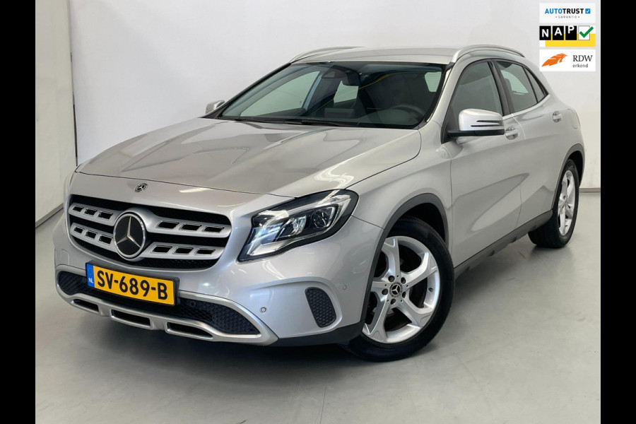 Mercedes-Benz GLA 180 / Distronic / Standkachel / Keyless / Stoelverwarming